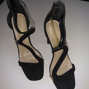 Fashiin Nova night vision 3.5 in heel